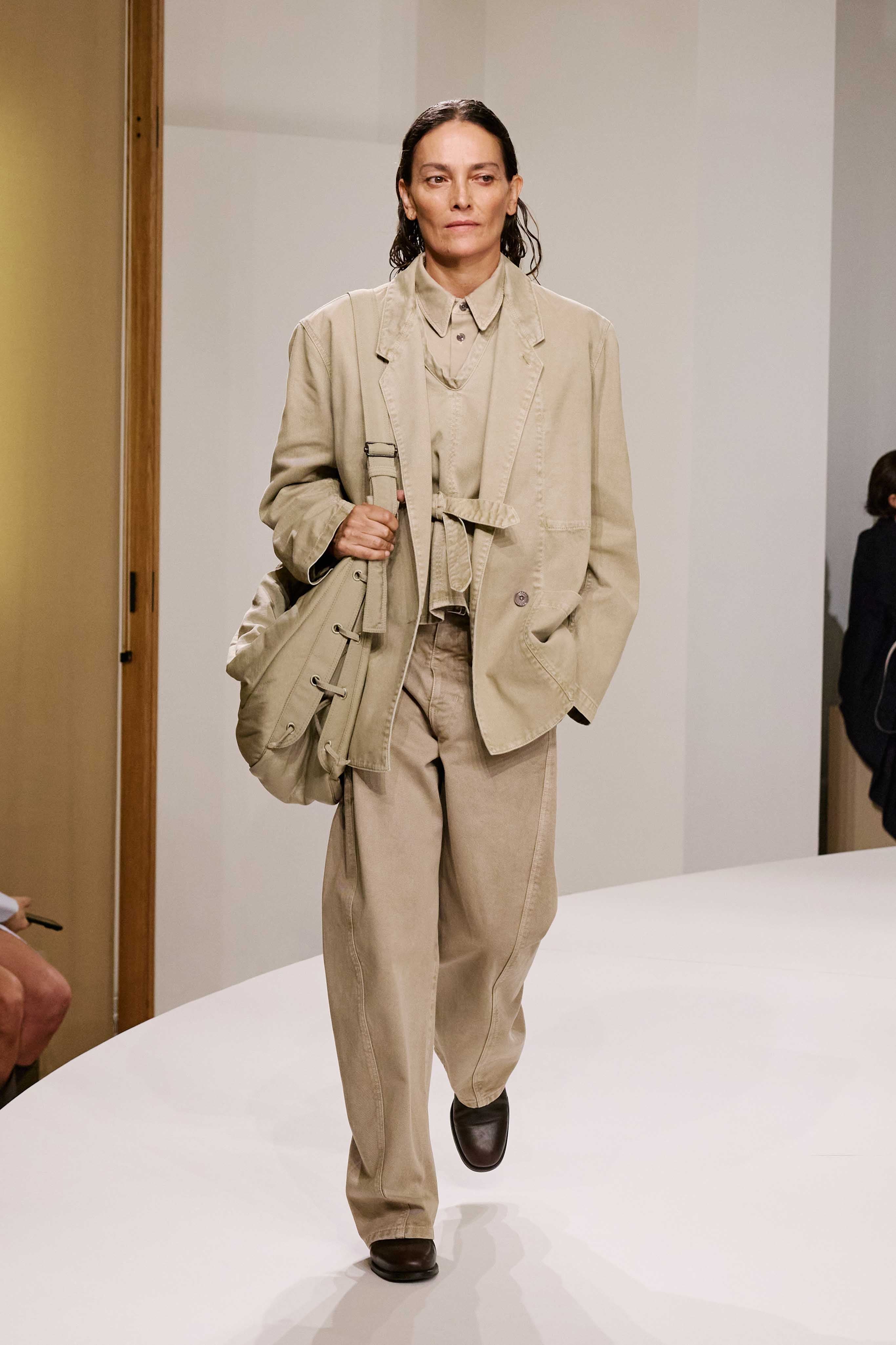 LOOK 43