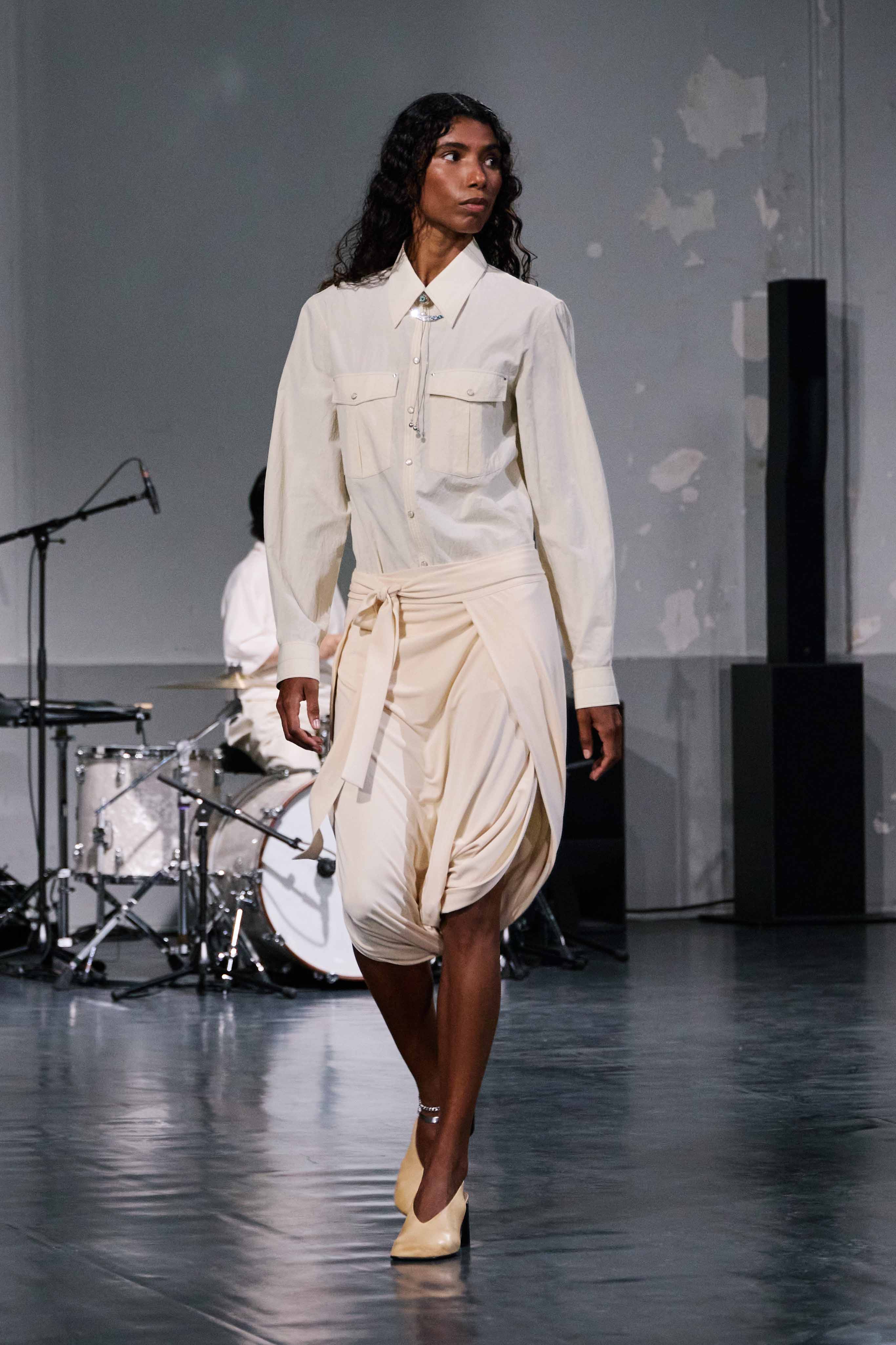 LOOK 6