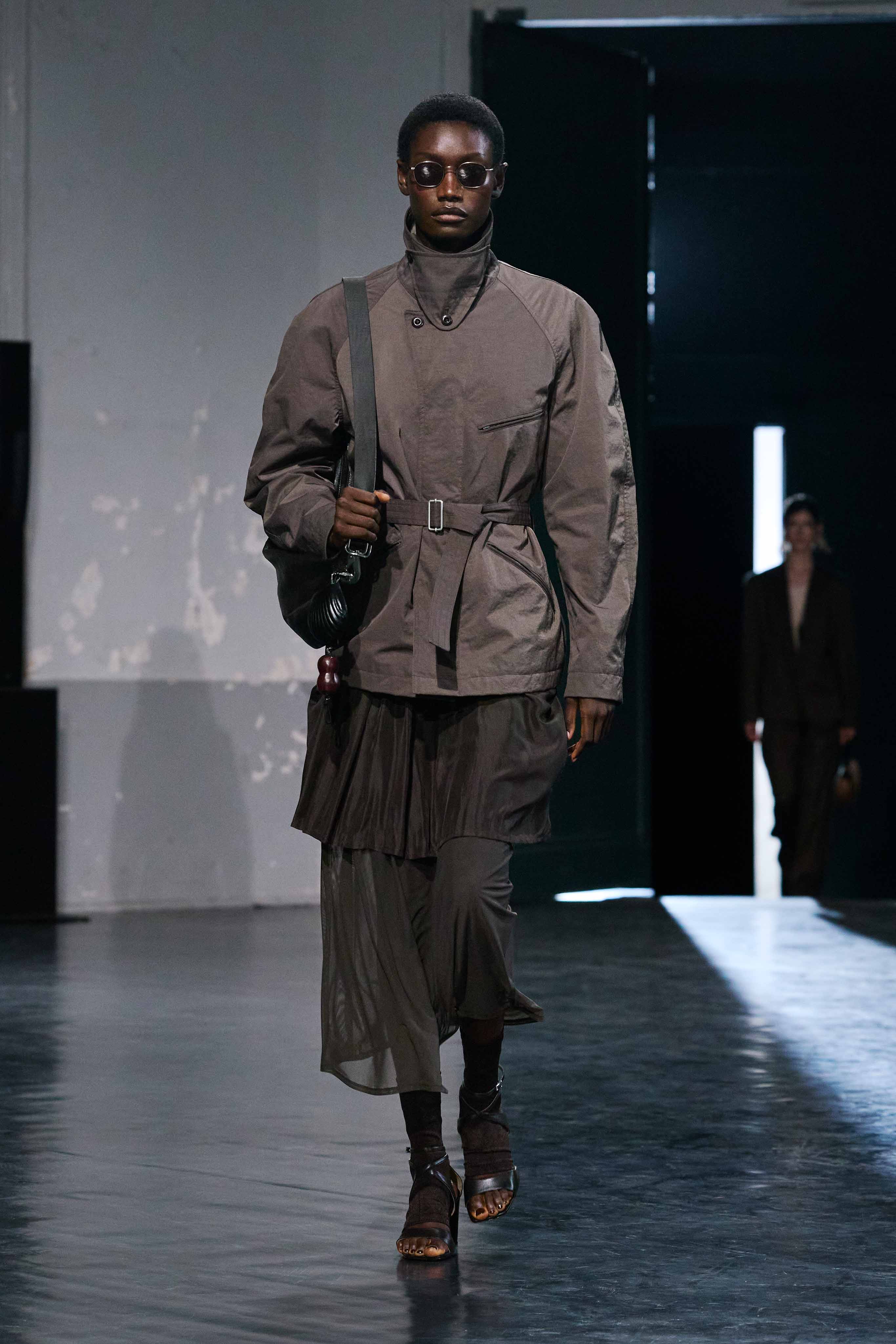 LOOK 9