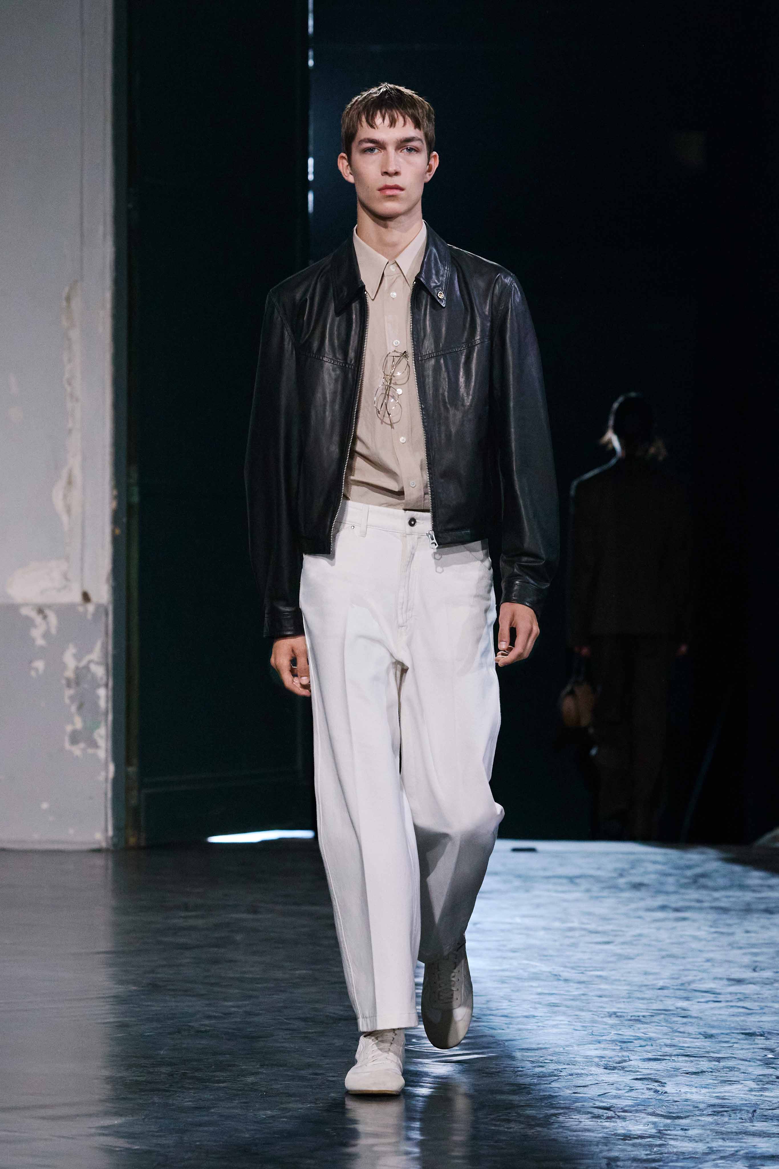 LOOK 13