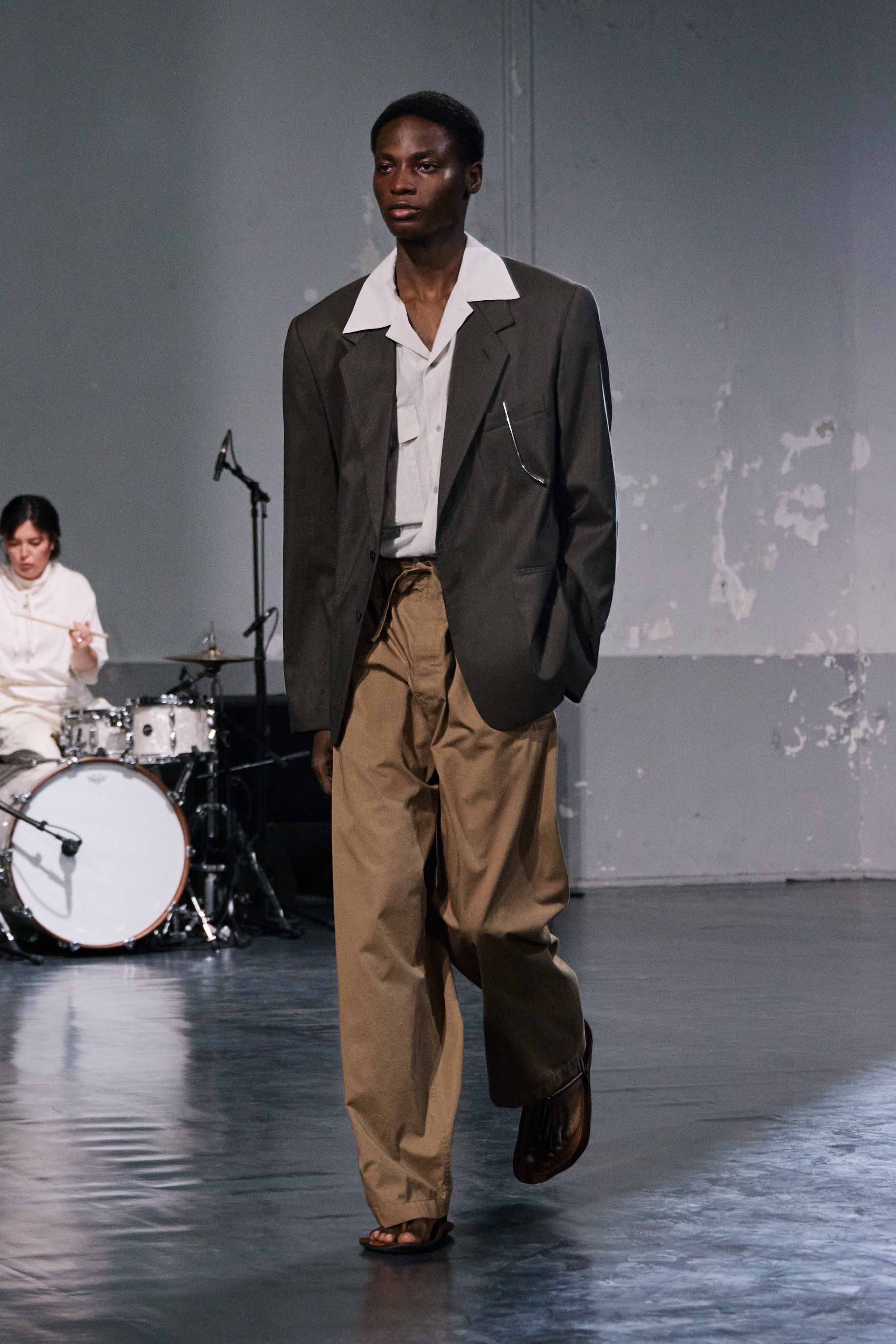 LOOK 20