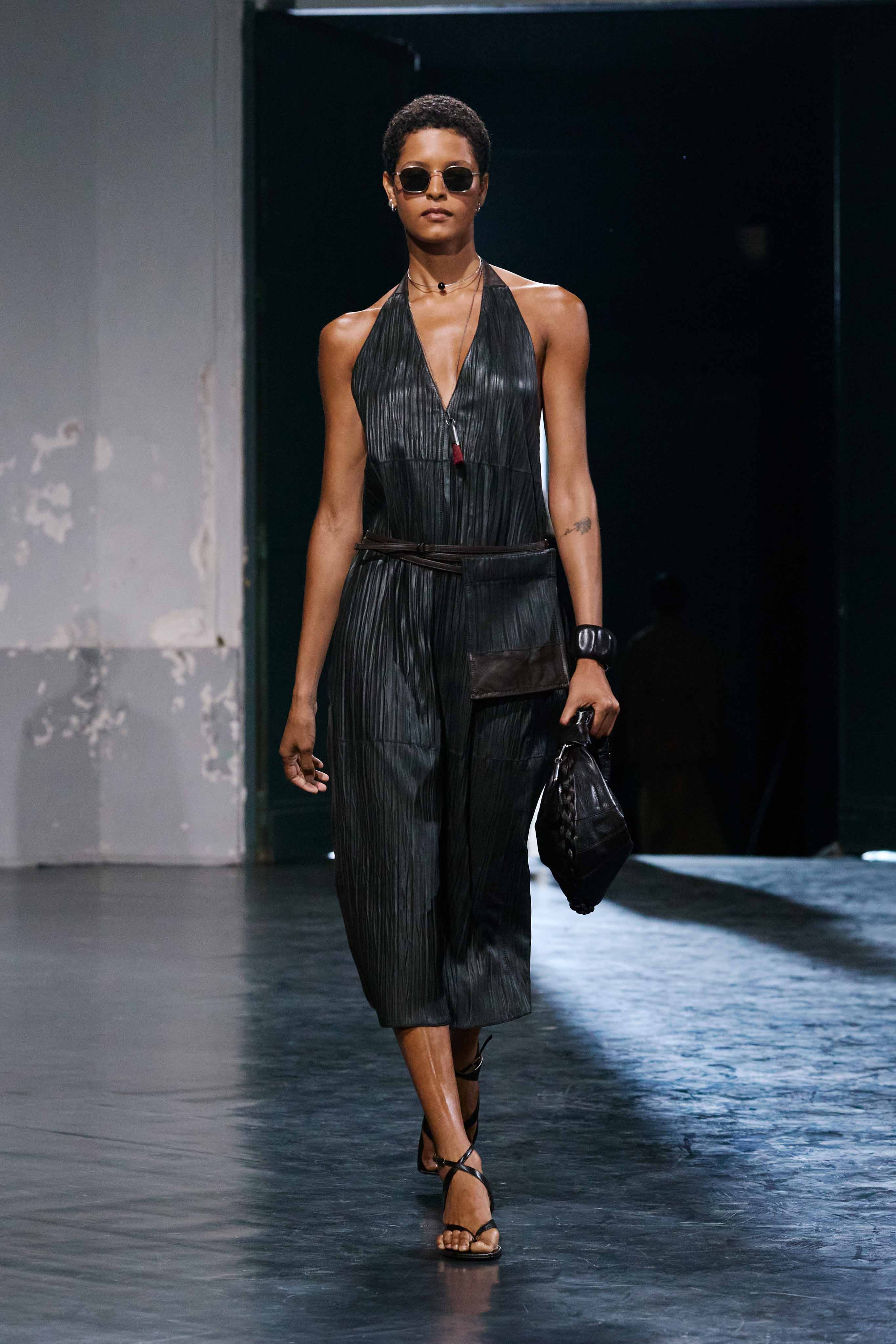 LOOK 22
