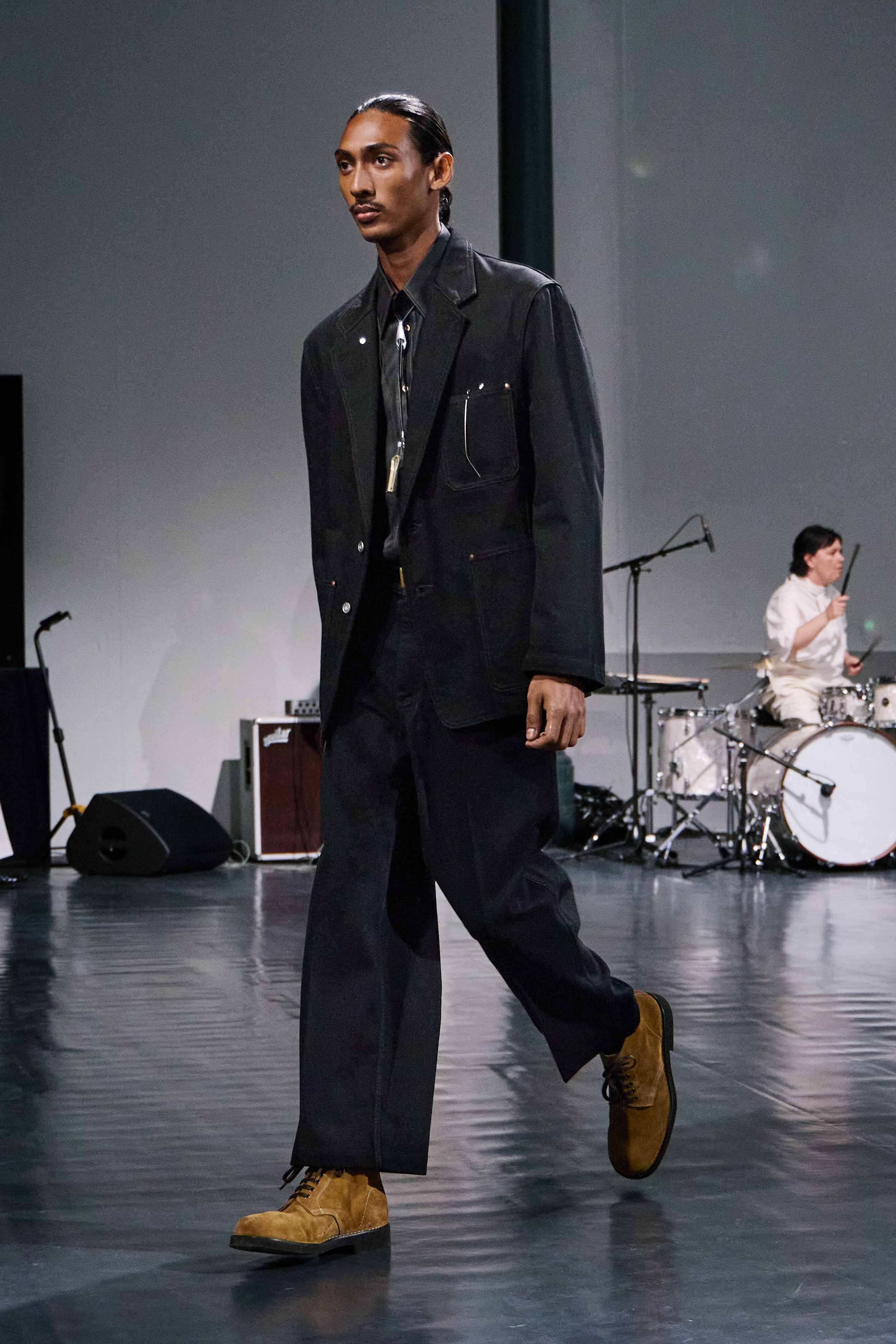 LOOK 31