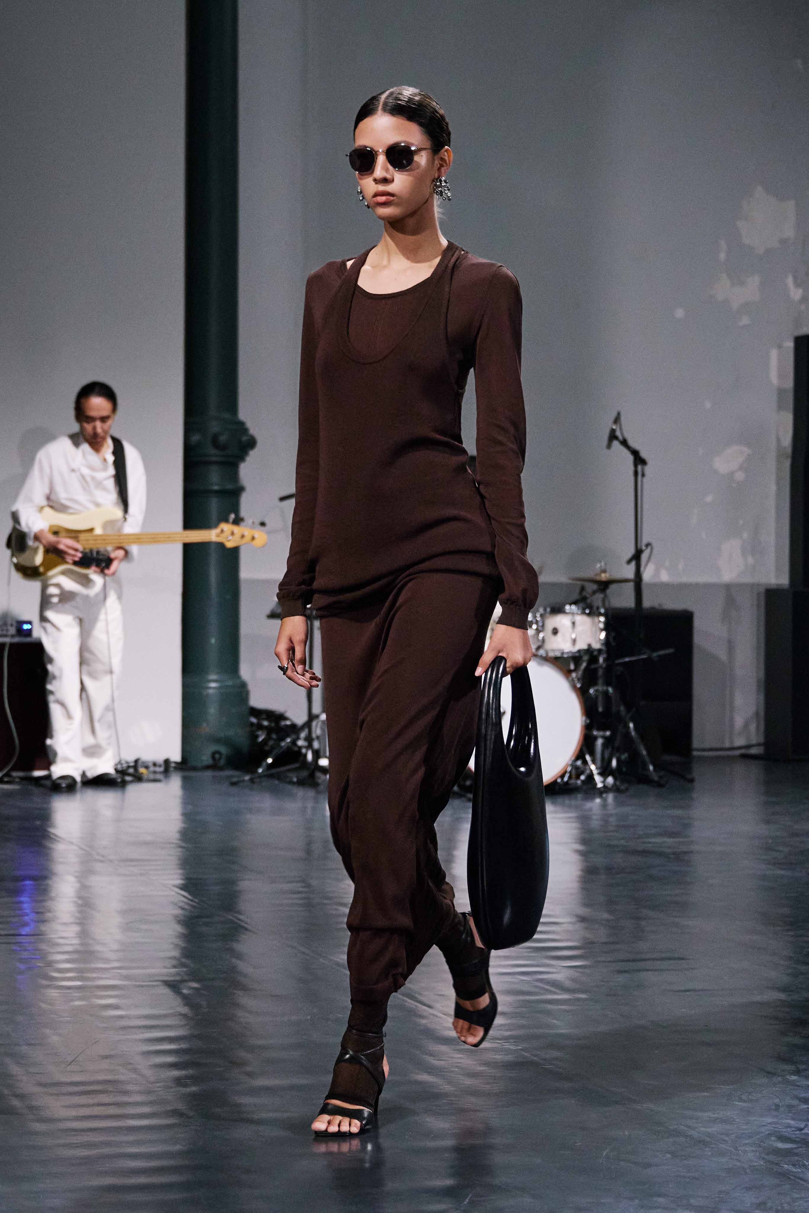 LOOK 40
