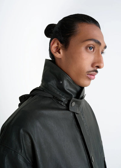 SHORT RAIN JACKET