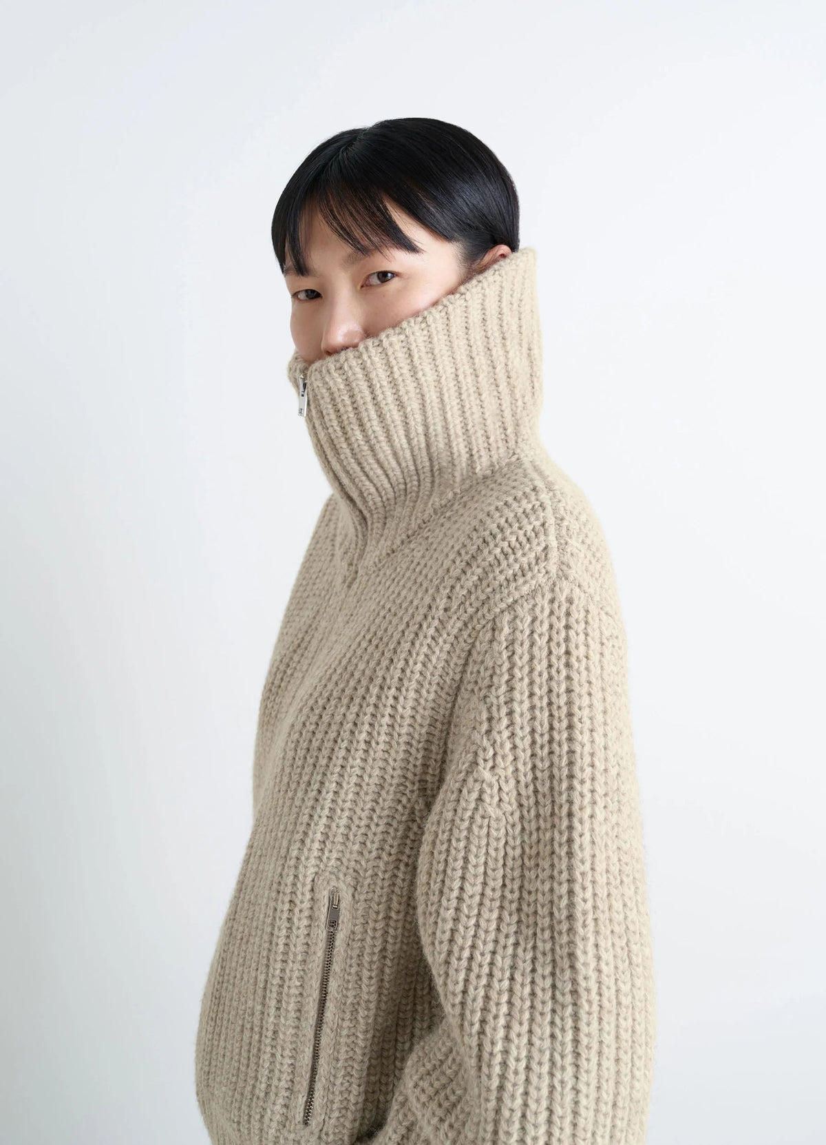 ZIPPED CARDIGAN