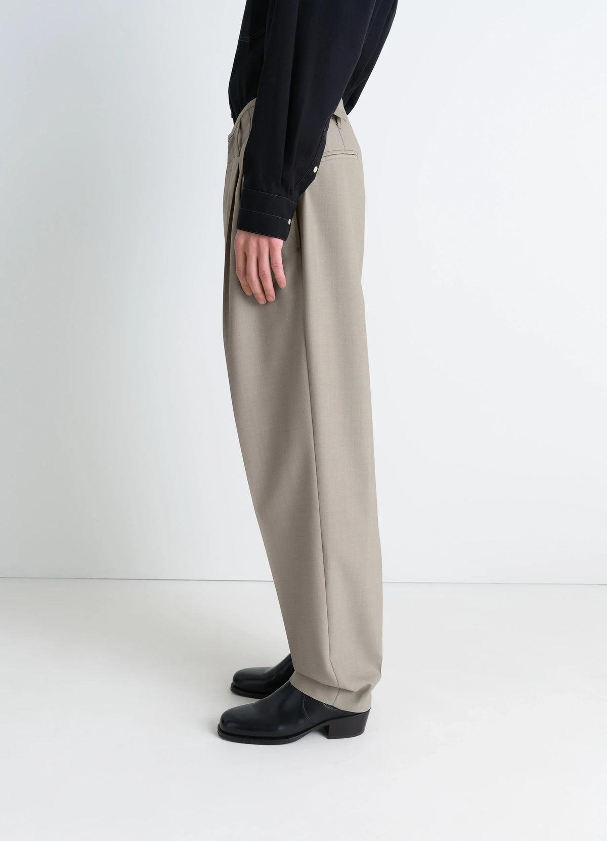 PLEATED PANTS