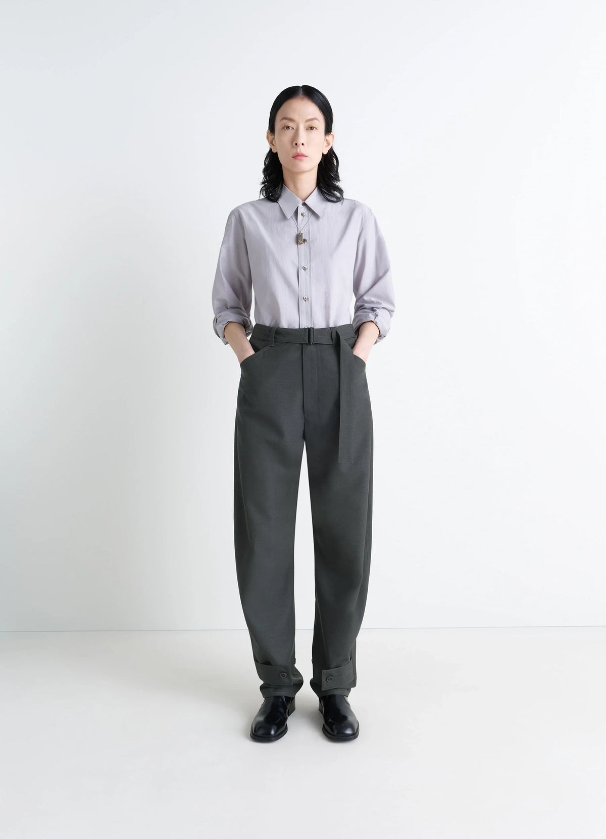 CURVED TAILORED PANTS
