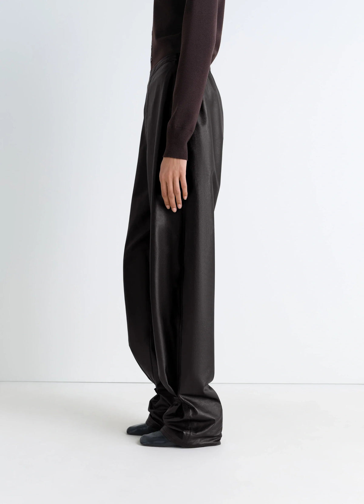 SOFT LEATHER PANTS