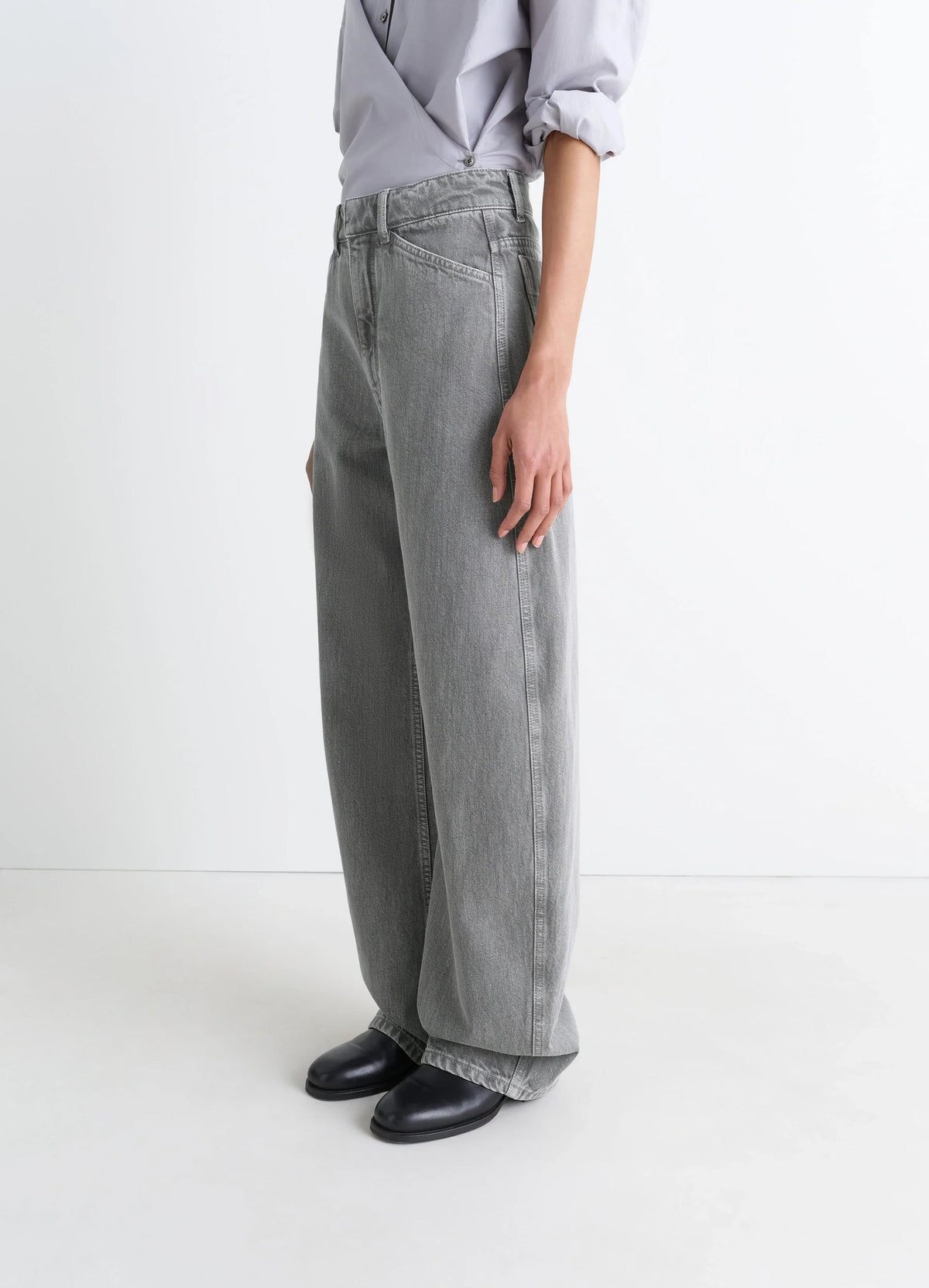 HIGH WAISTED CURVED PANTS