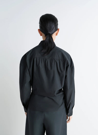 STRAIGHT COLLAR TWISTED SHIRT