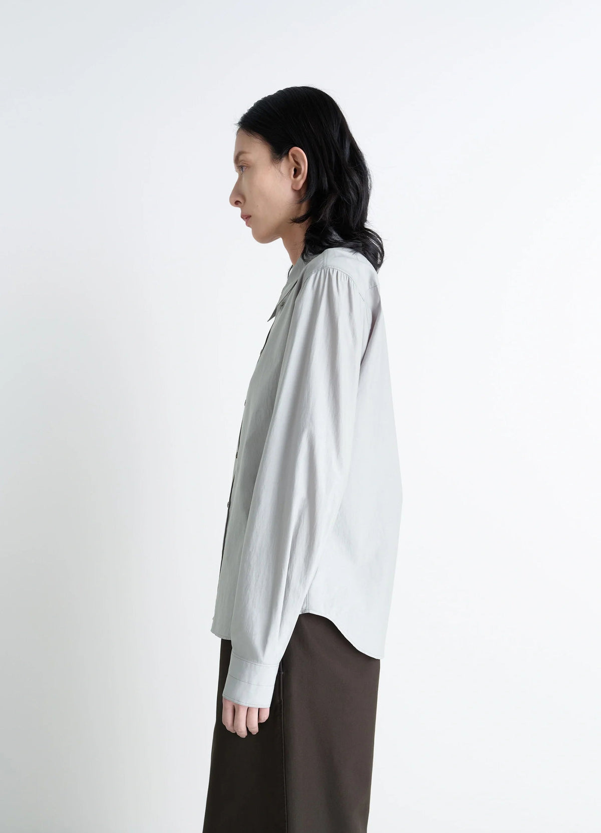 POINTED COLLAR SHIRT