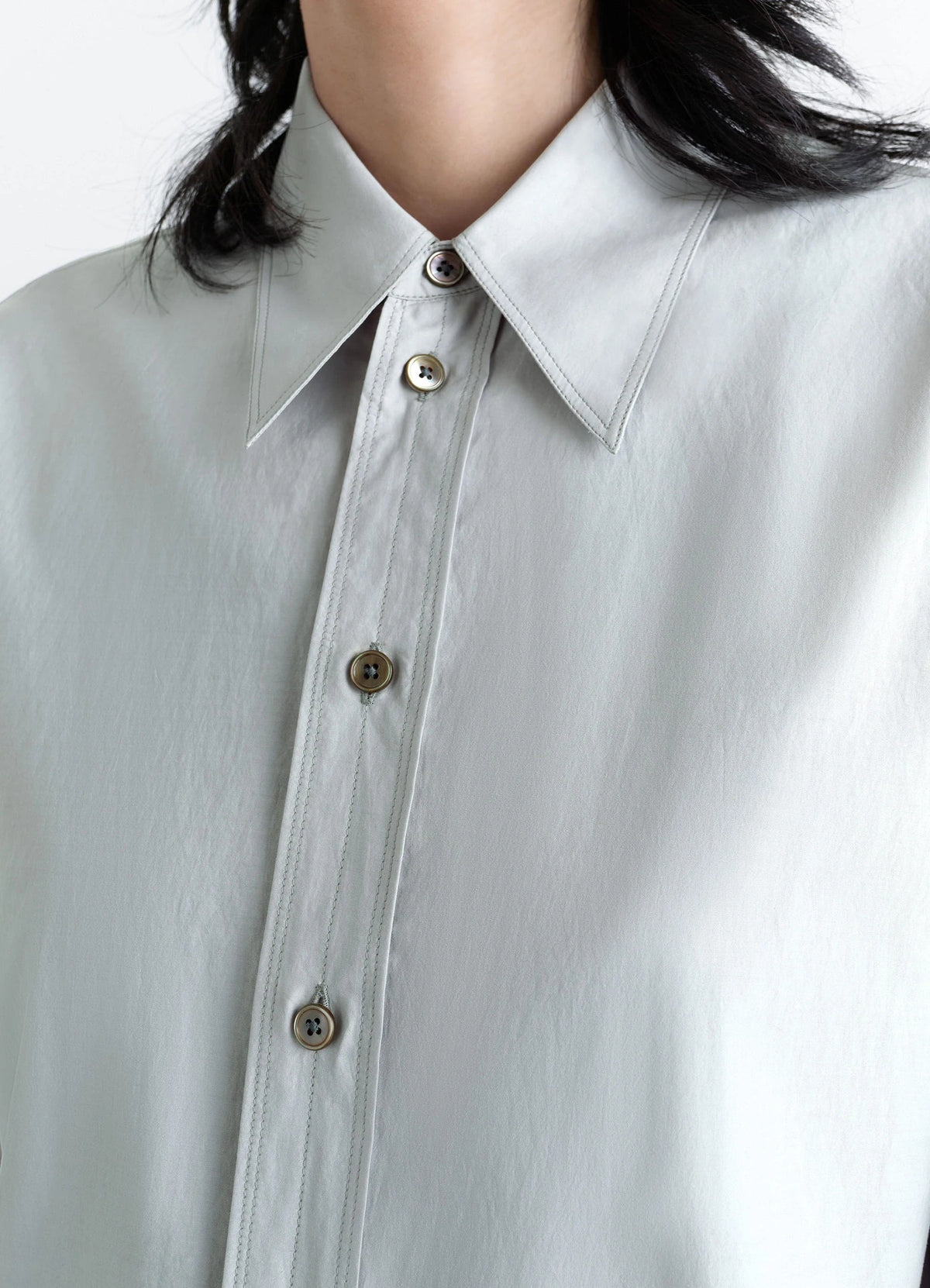 POINTED COLLAR SHIRT