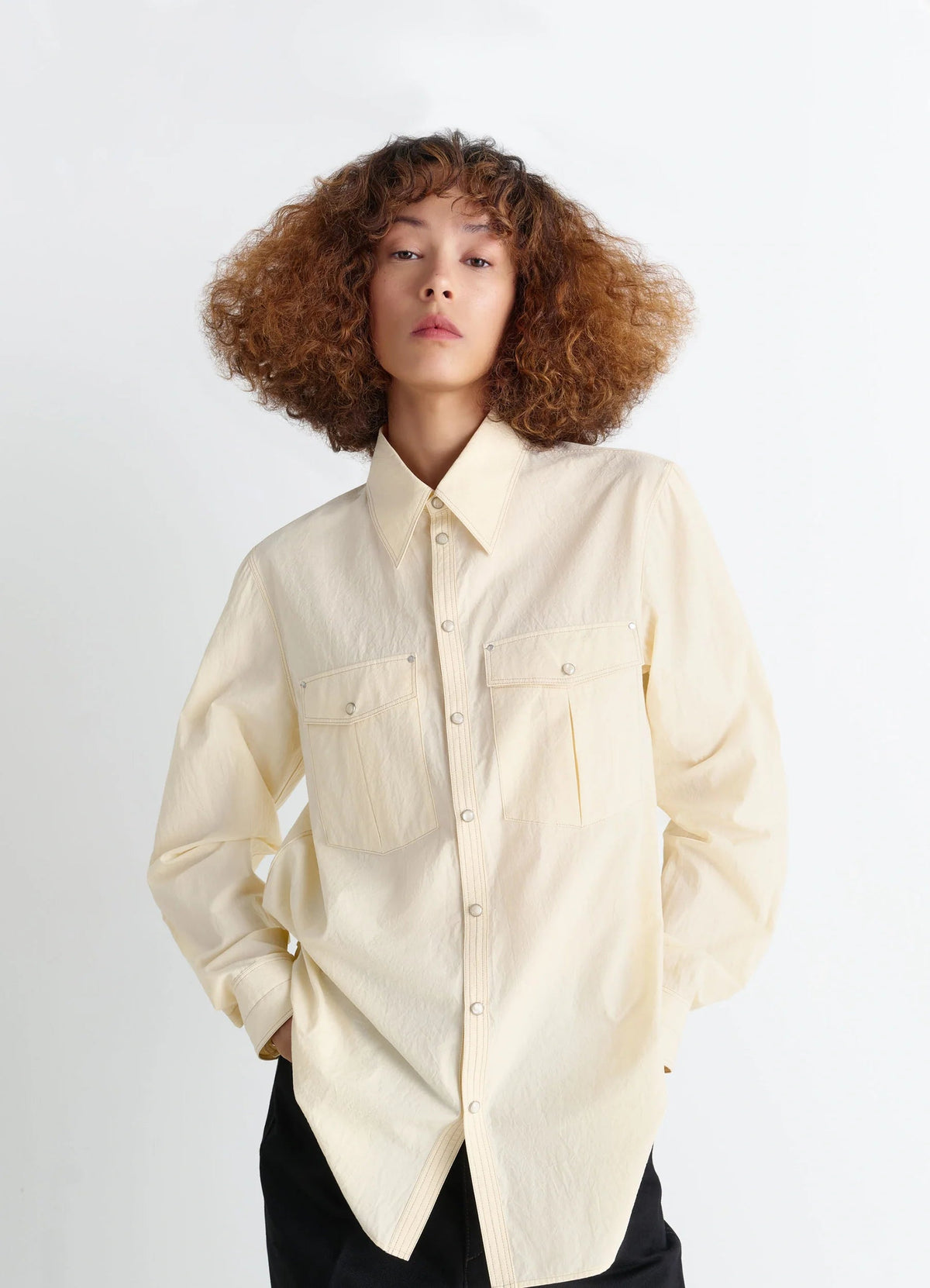 CHEST-POCKET FITTED SHIRT