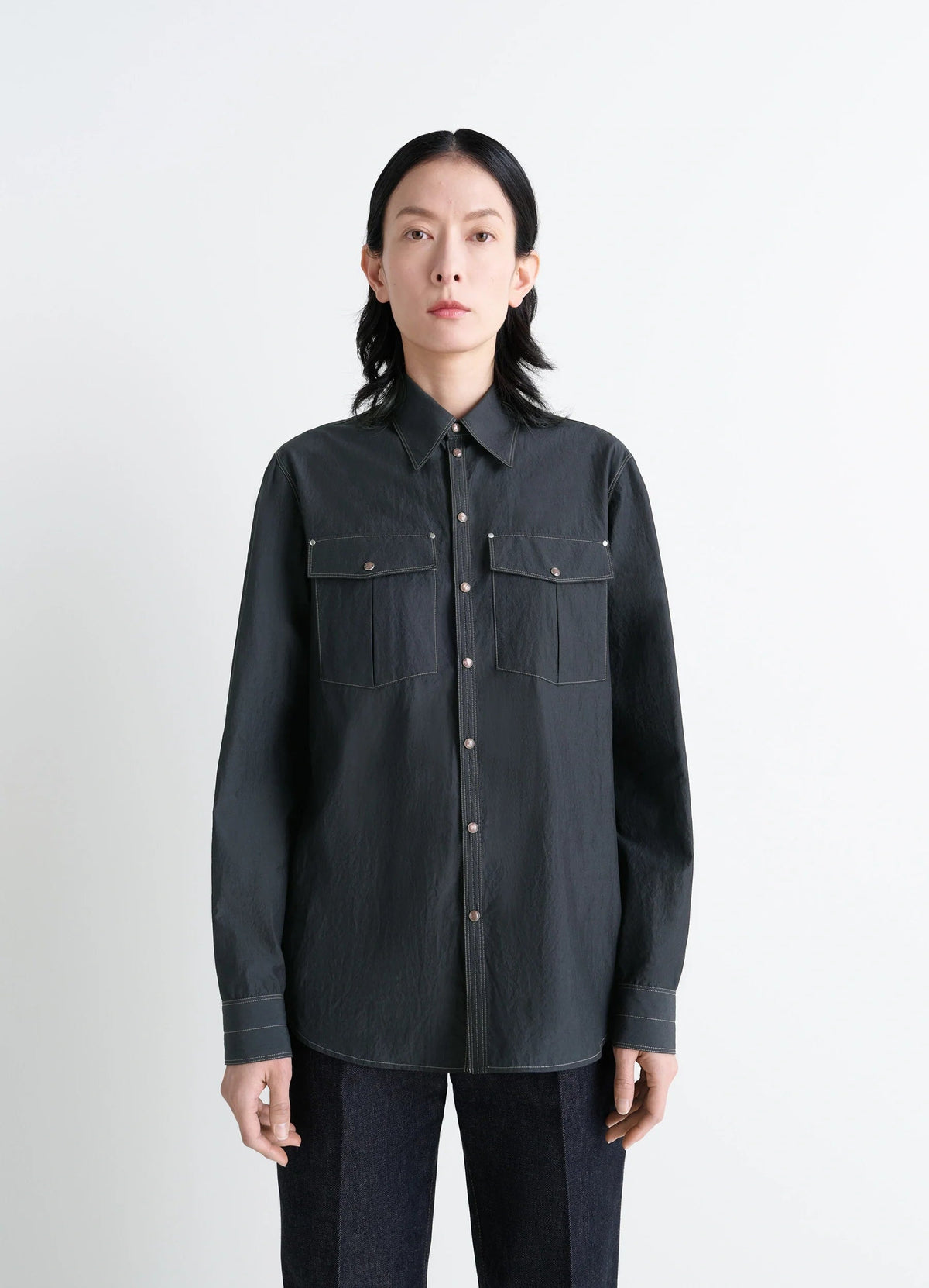 CHEST-POCKET FITTED SHIRT