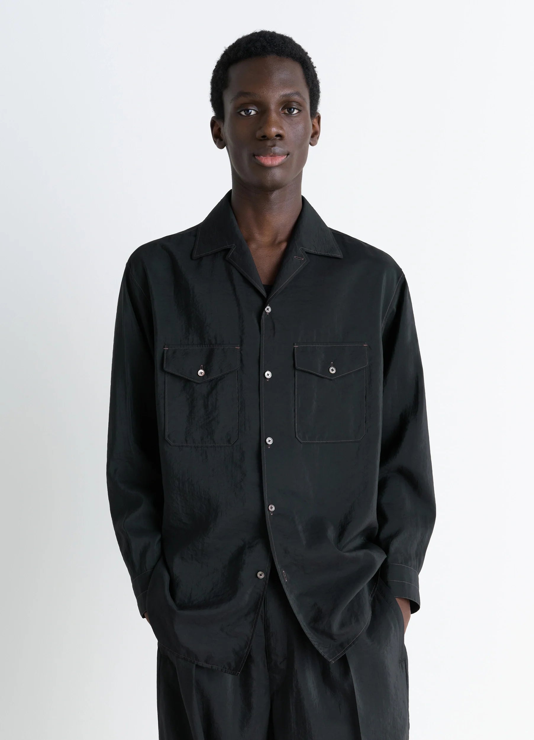 CONVERTIBLE COLLAR SHIRT