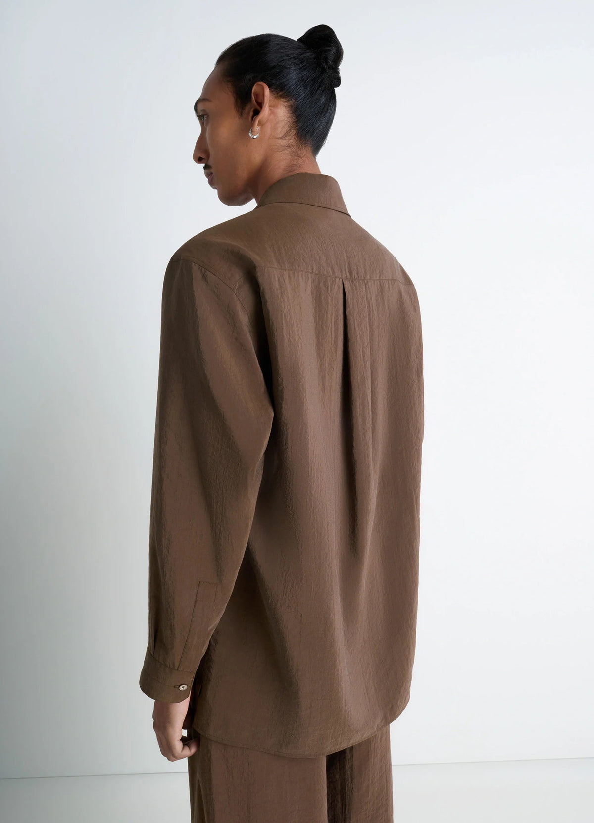 CONVERTIBLE COLLAR SHIRT