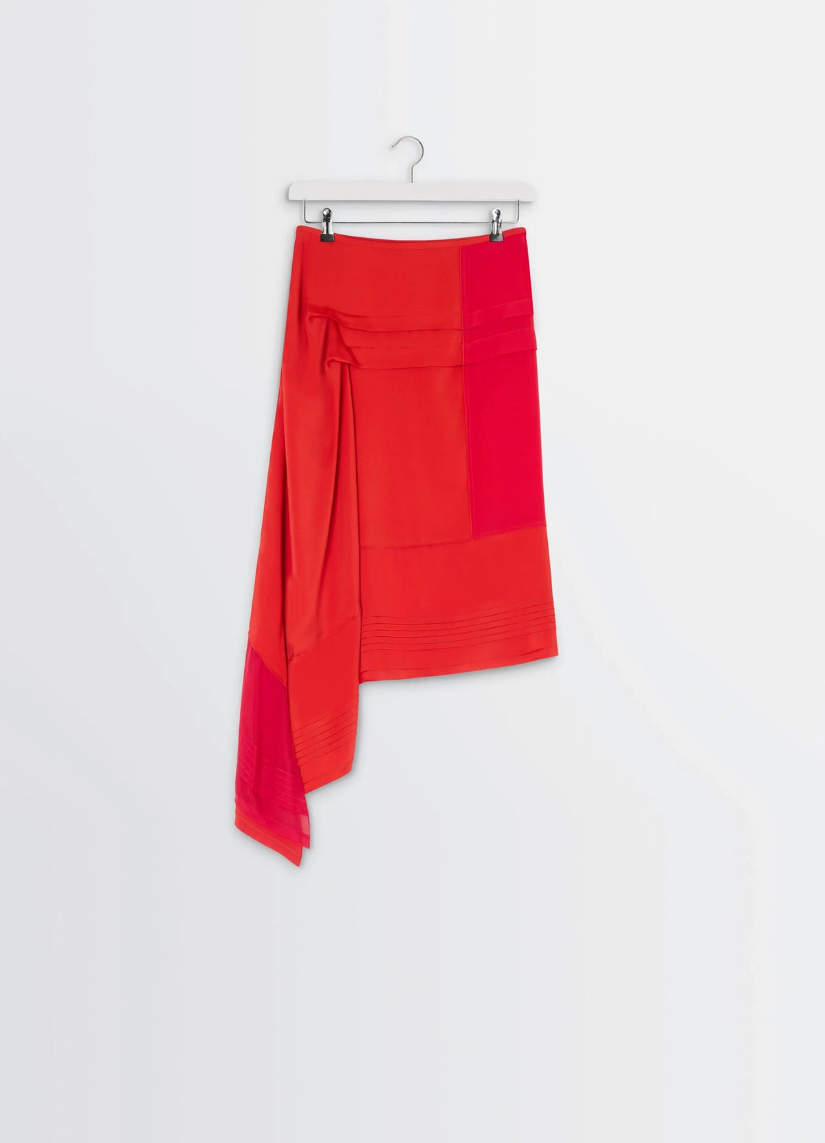 SKIRT WITH PLEATS