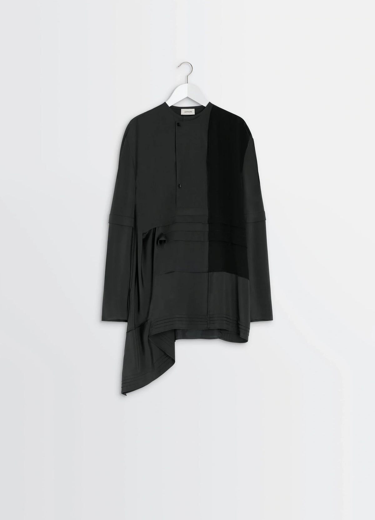 BLOUSE WITH PLEATS