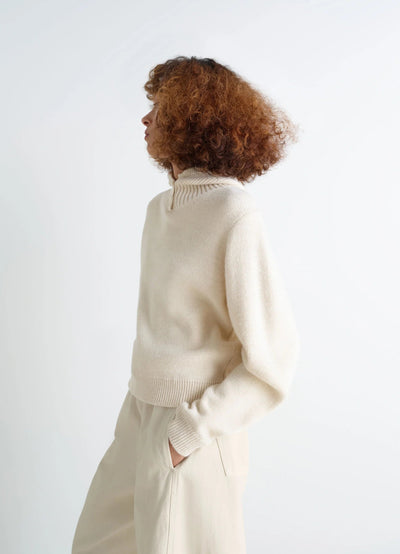 SWEATER WITH HOOD