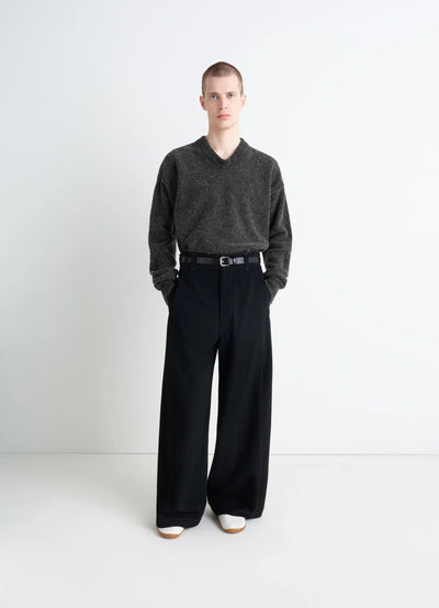BOXY V NECK SWEATER