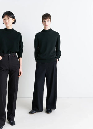 MOCK NECK SWEATER