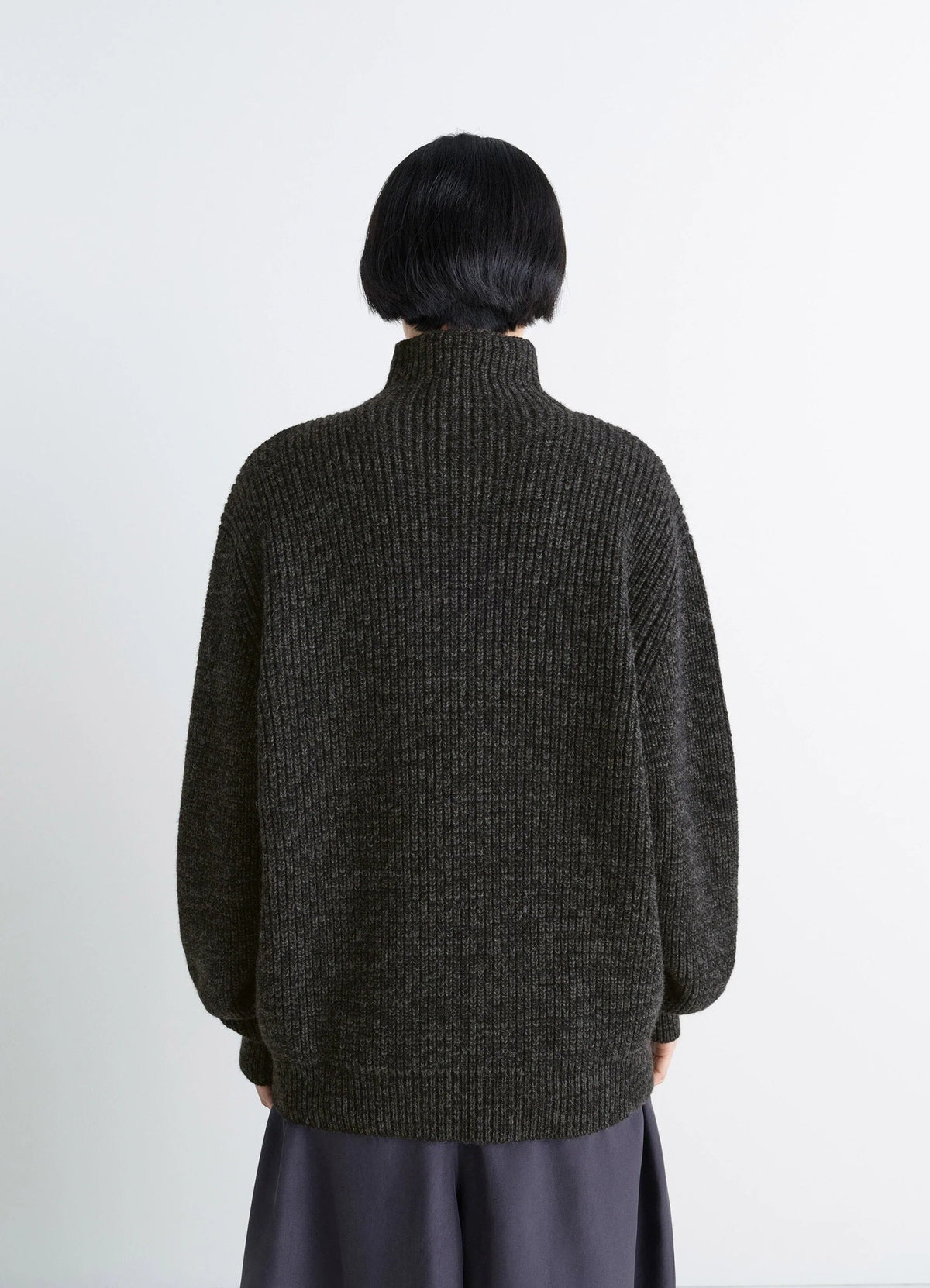 HIGH NECK SWEATER