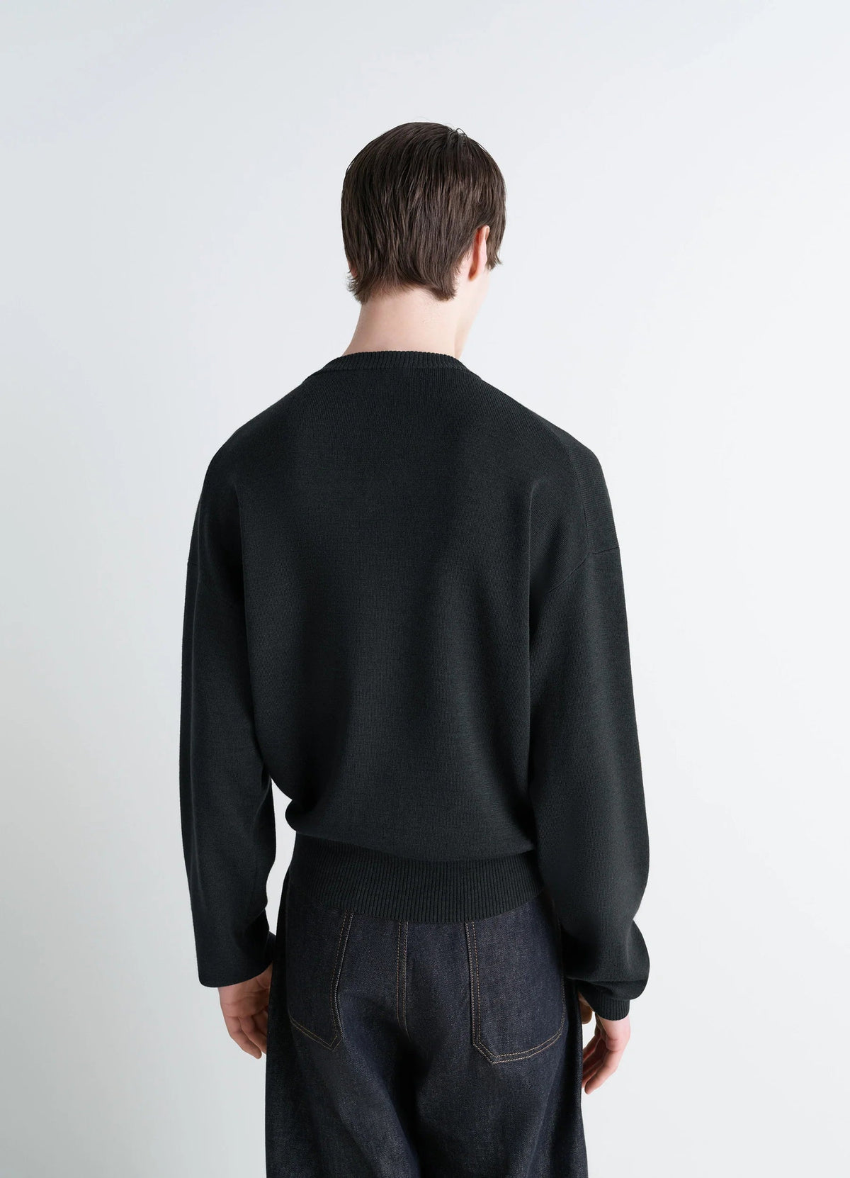 V NECK SWEATER