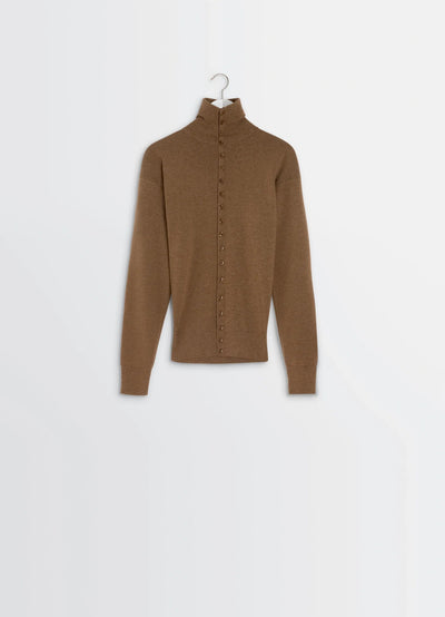 BUTTONED FITTED CARDIGAN