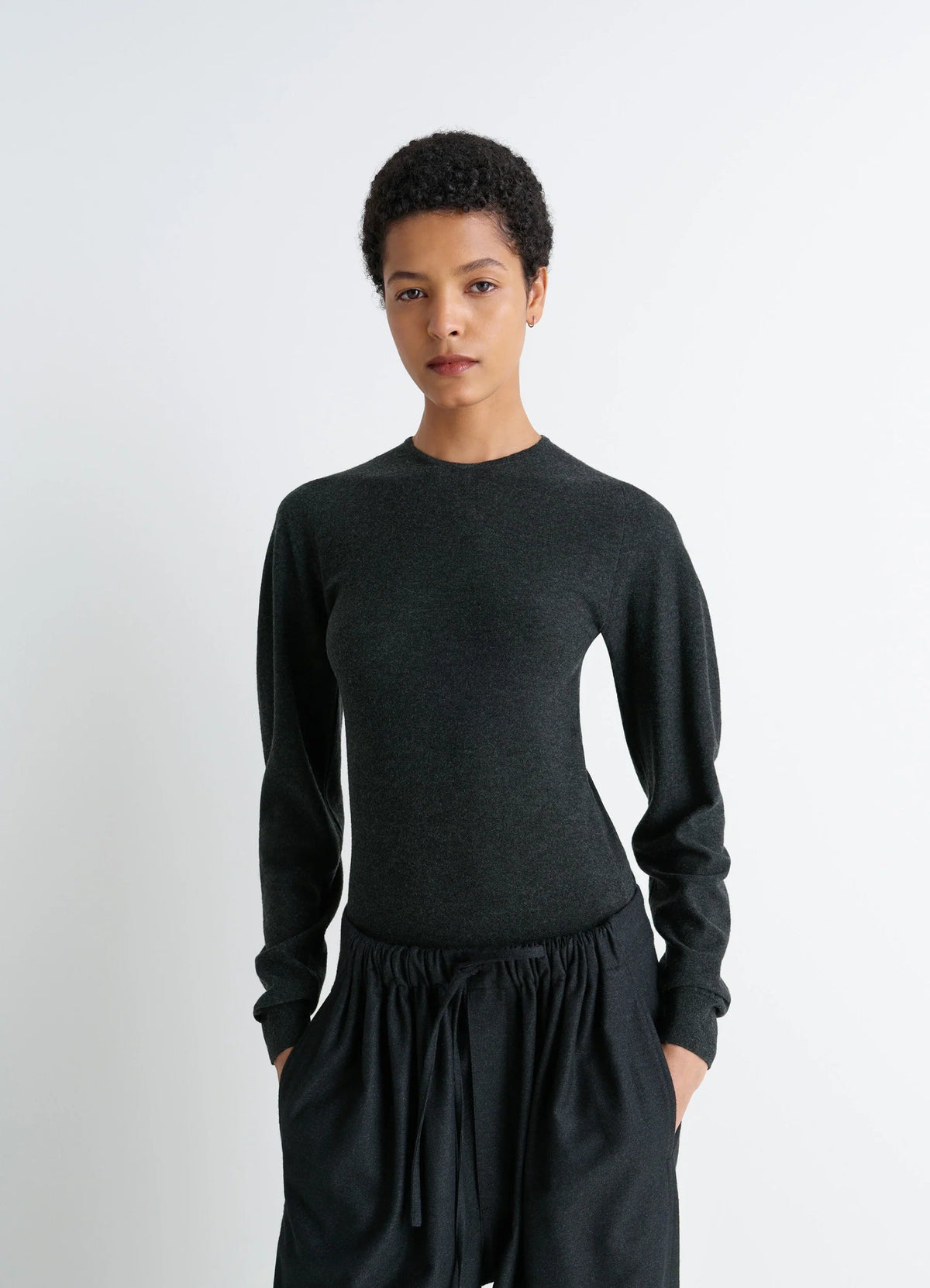 CREW NECK SWEATER