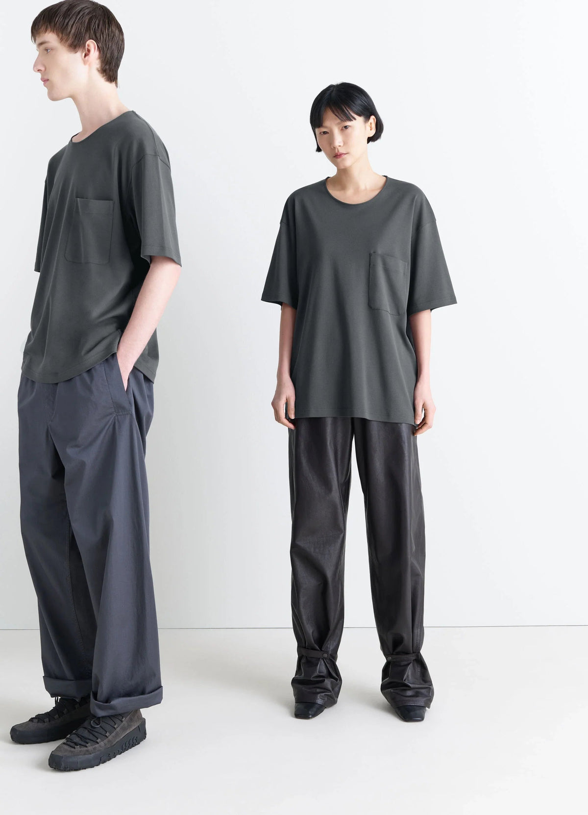 RELAXED T-SHIRT