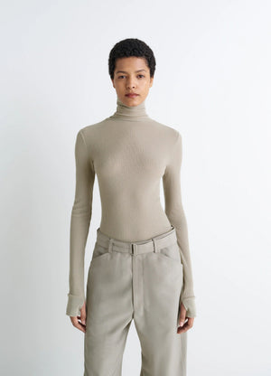 SEAMLESSHORT SLEEVES HIGH NK TOP