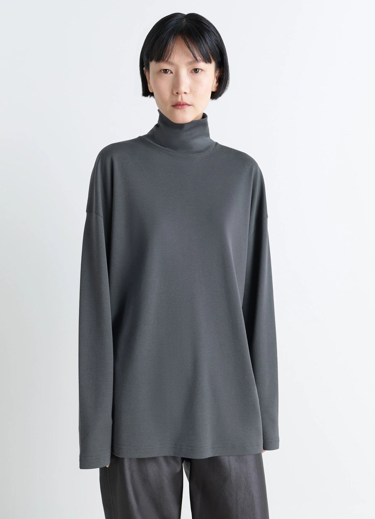 RELAXED MOCK NECK T-SHIRT