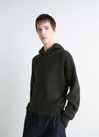 HOODED SWEATER